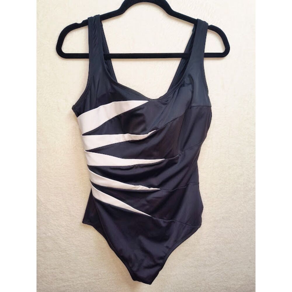 Longitude Black White Abstract Colorblock Tummy Control One Piece Swimsuit Sz 18